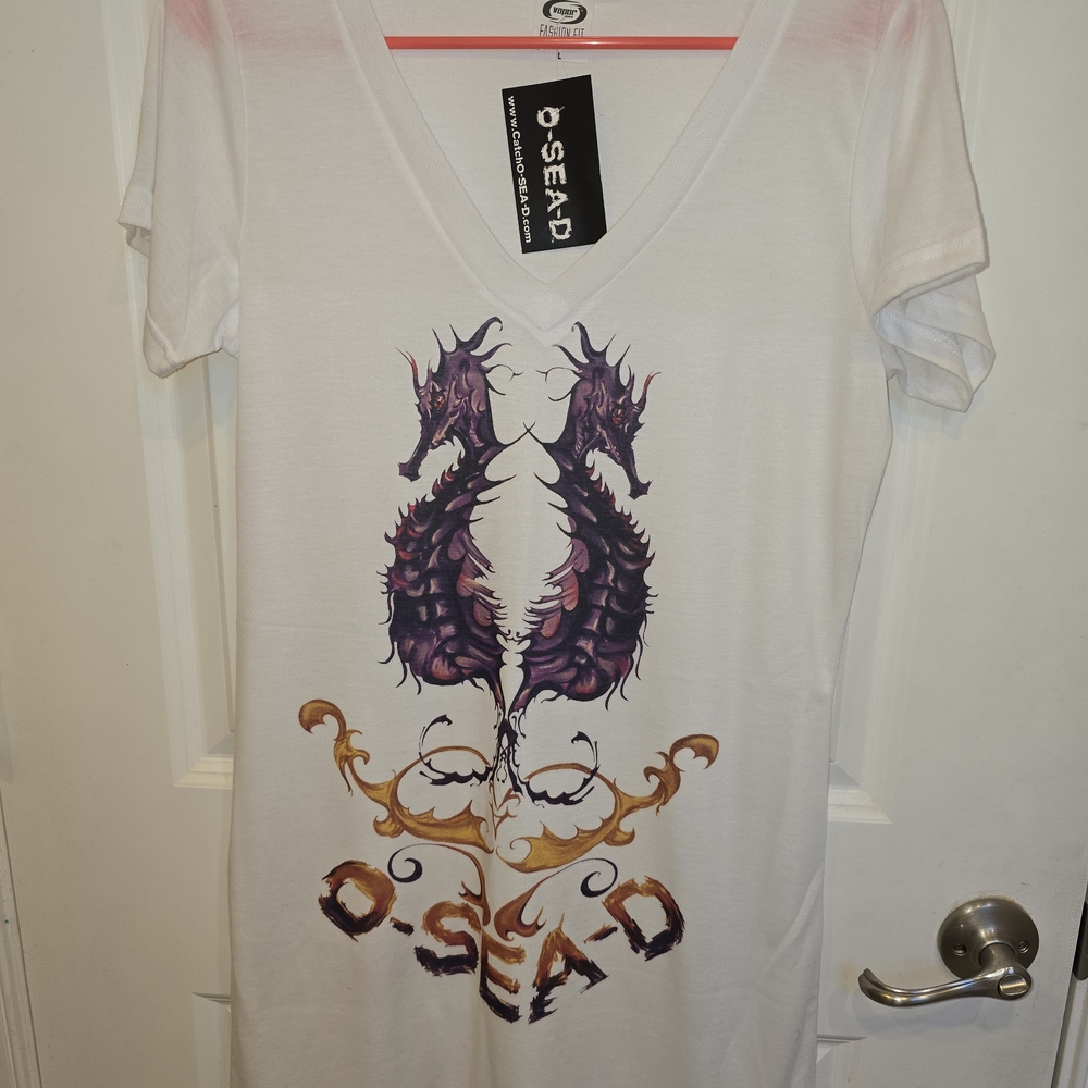 O-Sead White T-Shirt with Purple Seahorse Design